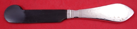 Caviar Knife w/ GJ mark, w/ bone - chipped on one side- 5 3/4